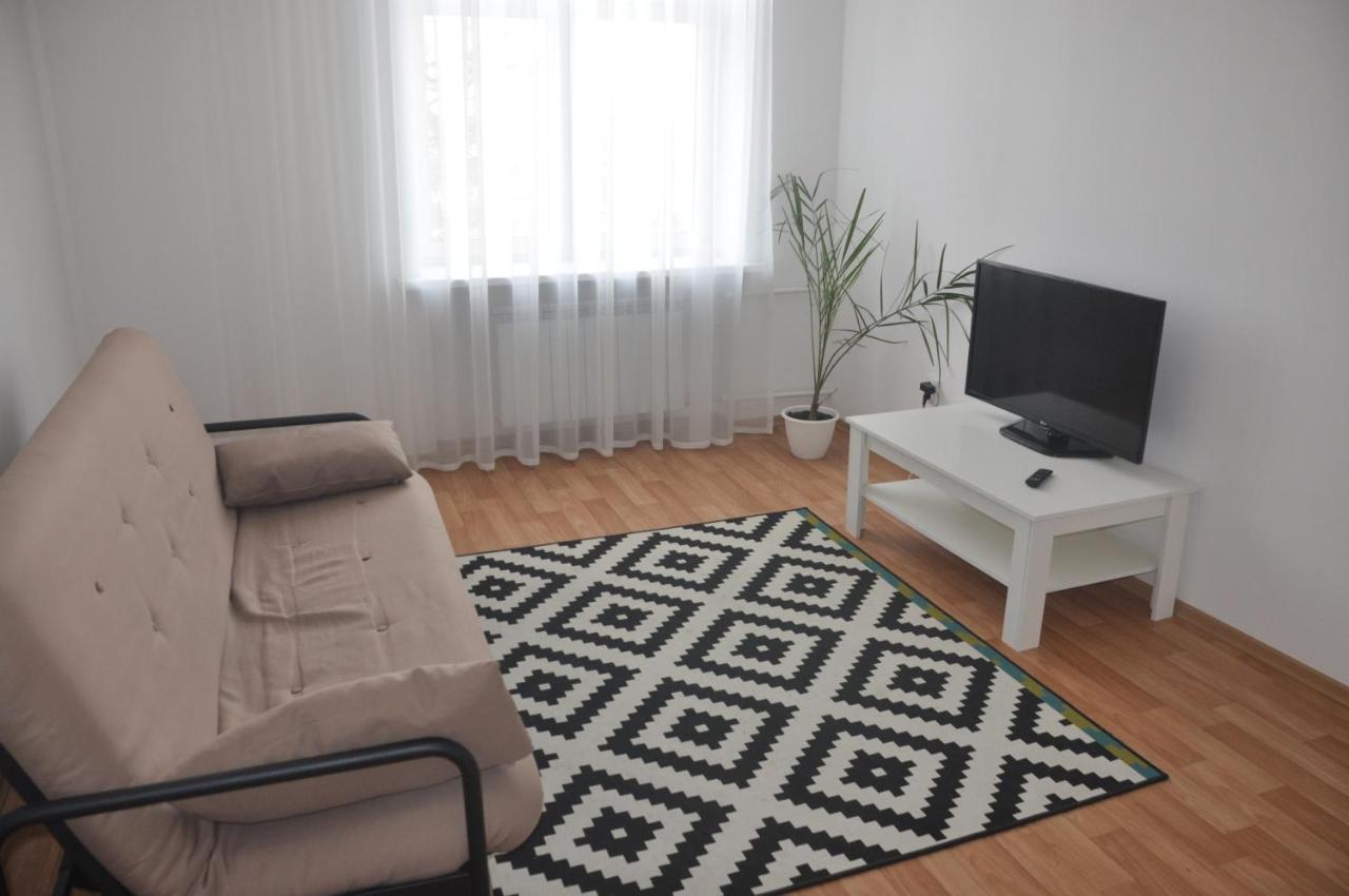Apartments Theatre Shepkina 2 Room 수미 외부 사진