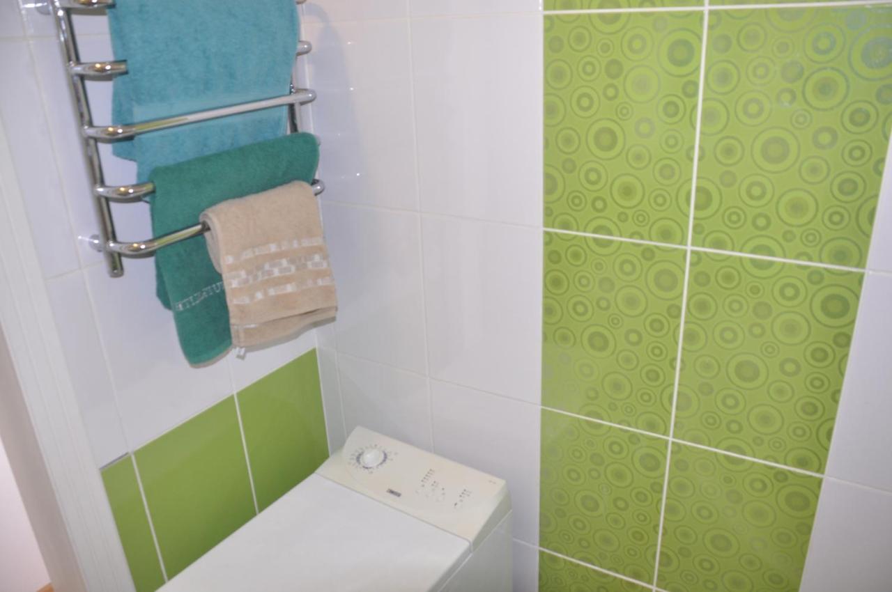 Apartments Theatre Shepkina 2 Room 수미 외부 사진